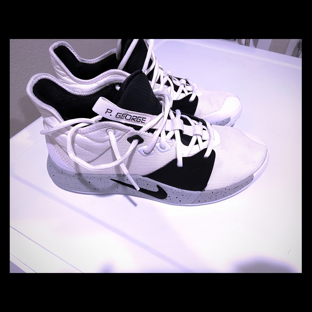 Men’s Paul George Size 9.5 like new